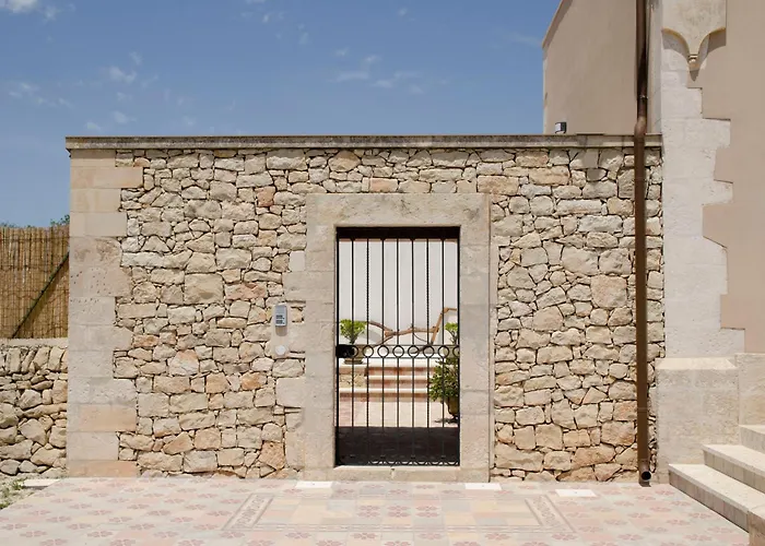 Antica Dimora Arancio Val Di Noto 10 Minuti Dal Mare Free Parking