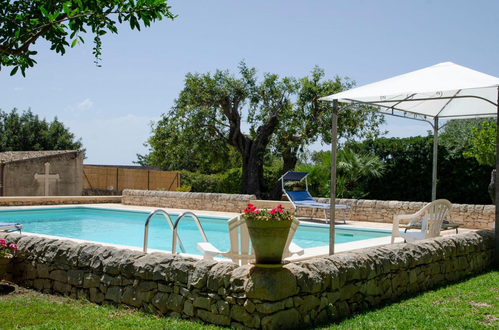 Antica Dimora Arancio Val Di Noto 10 Minuti Dal Mare Free Parking Apartment